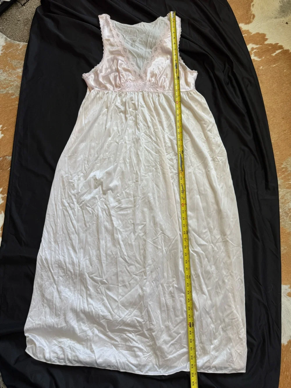 Vintage 90s Luxury Lace-Trim Satin Chemise - Blush Pink - Picture 3 of 4